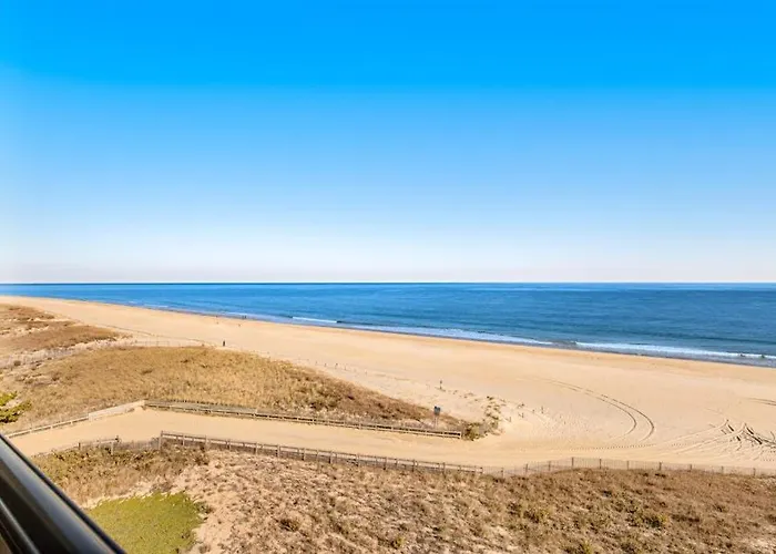Сasa de vacaciones Oceanfront With Water-view Balcony Outdoor Pool Washer & Dryer & Ac