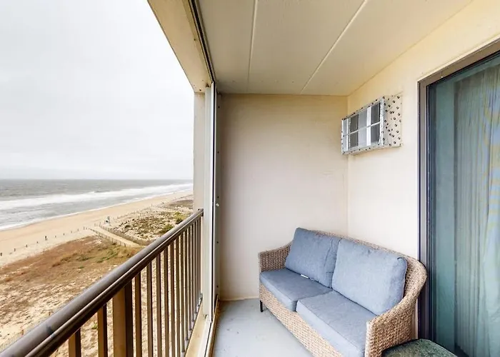 Holiday home Oceanfront With Water-view Balcony Outdoor Pool Washer & Dryer & Ac